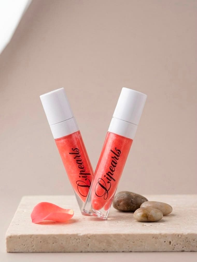 Pearlessence Beauty — Pink Kisses lip gloss